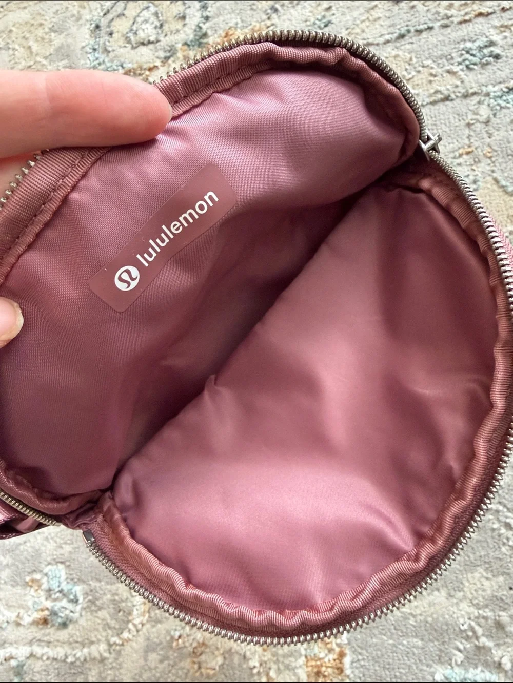 Lululemon festival bag 2L